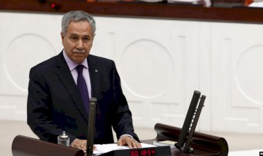 AKP ve MHP Yönetimi Arınç’ın İstifasını Olumlu Karşıladı