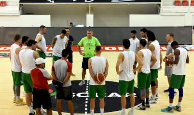 Aliağa Petkimspor, Zirve Mücadelesinde Empera Halı Gaziantep Basketbolu Ağırlayacak