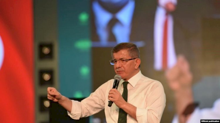 Davutoğlu: “Türkiye’nin Sorunu Cumhurbaşkanlığı Sistemi’dir”