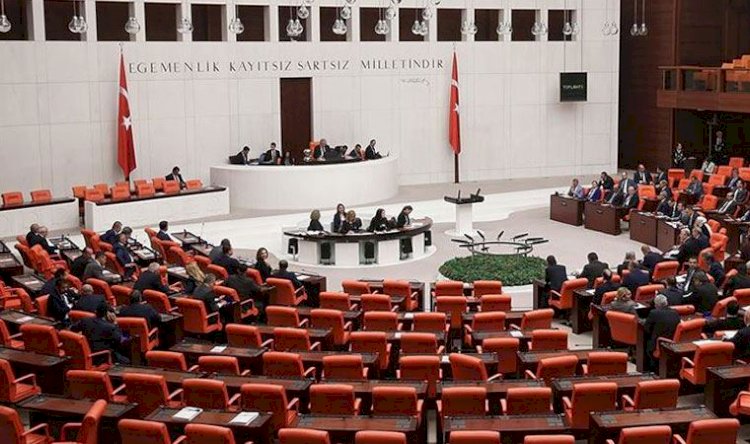 Aralarında Kılıçdaroğlu'nun da olduğu 18 milletvekiline fezleke