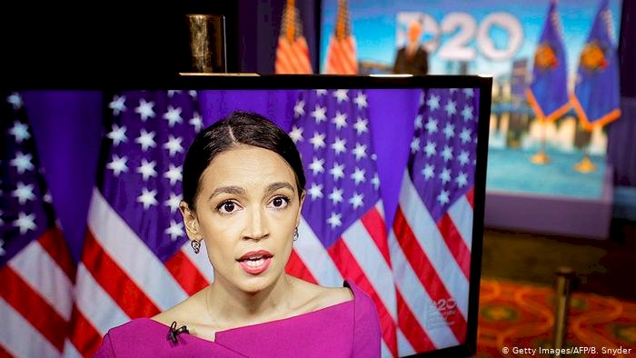 Trump'ın hedefindeki Ocasio-Cortez yeniden seçildi
