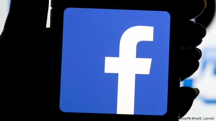 Facebook Trump yanlısı grubu engelledi