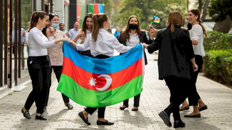 FT: Türkiye, Rusya’nın arka bahçesinde yerini sağlamlaştırdı
