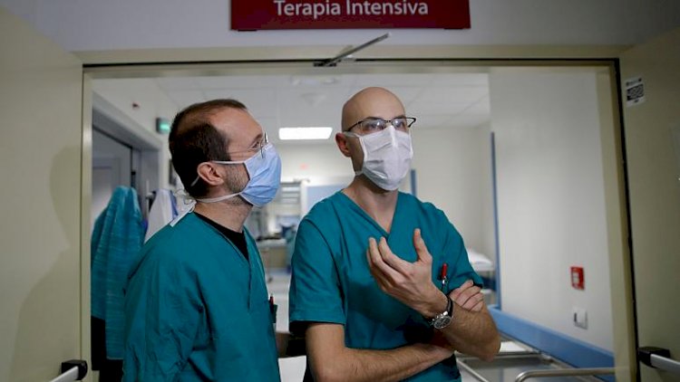 İtalya'da pandemiye karşı yabancı doktorlara çalışma izni çağrısı