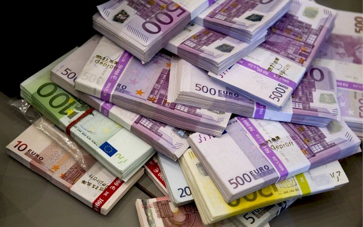 Gece gece dolar ve euroya ne oldu?