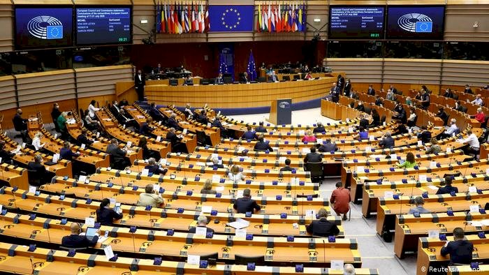 AP Türkiye'ye sert yaptırımlar istedi
