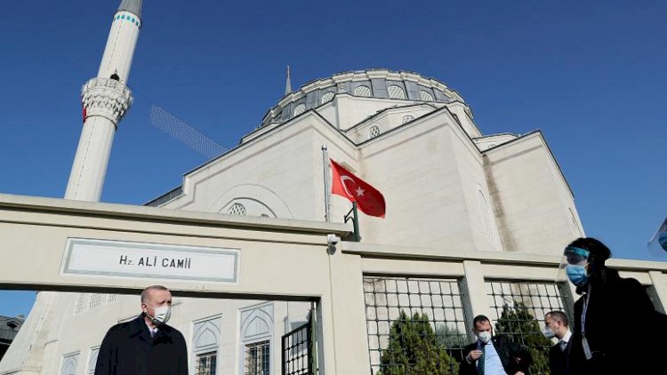 Erdoğan: Covid-19'dan daha hızlı yayılan İslam düşmanlığı virüsü ile mücadele etmek zorunda kaldık