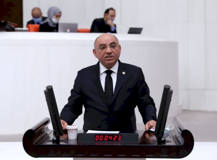 Mustafa Levent KARAHOCAGİL 27. Dönem Amasya Milletvekili