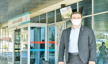 Bir sağlık çalışanın vefatı, hepimizin sağlığından bir parçanın ölmesi demektir. .