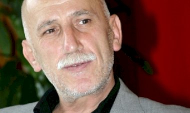 Ömer Lütfi Mete :  Gülüm