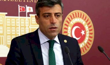 Öztürk YILMAZ 27. Dönem Ardahan Milletvekili