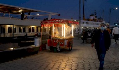 Haftasonu sokağa çıkma yasağı başladı, Pazartesi 05.00'e kadar sürecek
