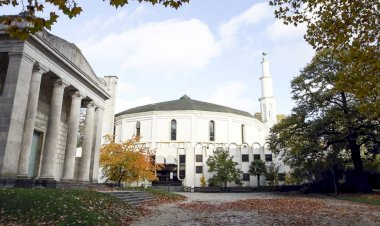 Belçika hükümeti: Brüksel'deki cami ajanlarla dolu