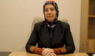 Emine YAVUZ GÖZGEÇ 27. Dönem Bursa Milletvekili