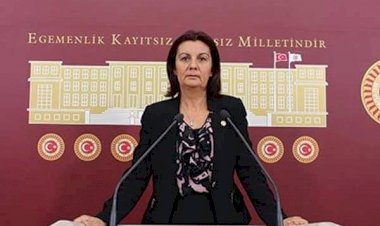 Lale KARABIYIK 27. Dönem Bursa Milletvekili