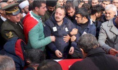 Afrin şehidi Kürtçe ağıtlarla uğurlandı
