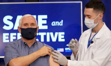 Pence Canlı Yayında Corona Aşısı Oldu