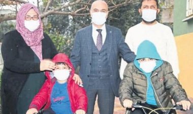 Bakan Soylu’dan şehit çocuklarına bisiklet hediye