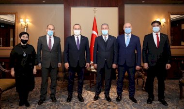 AKAR VE ÇAVUŞOĞLU, KIYİV'DE GAGAUZ TÜRKLERİ İLE GÖRÜŞTÜ