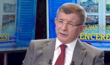 Davutoğlu: Olanlar tesadüf değil, '28 Şubat'ı yaşatıyorlar