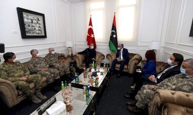 Hulusi Akar Libya İçişleri Bakanı Başağa ile görüştü