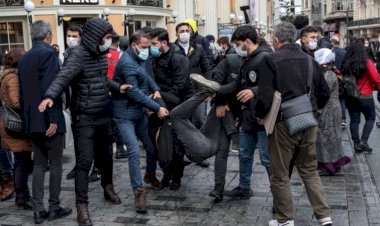 Guardian HDP'yi yazdı: "Erdoğan'ı tehdit eden Kürt partisinin yükselişi ve düşüşü"