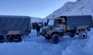 Son dakika… Bir asker çığ altında kalarak şehit oldu