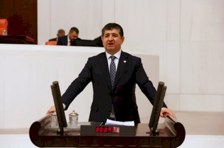 Cavit ARI 27. Dönem Antalya Milletvekili