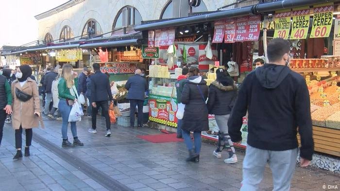 Esnaf, pandemide ayakta kalmak için düzenleme talep ediyor