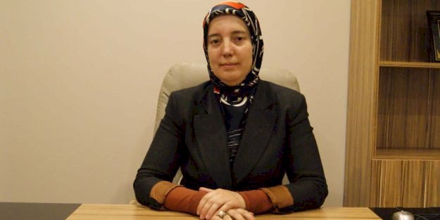 Emine YAVUZ GÖZGEÇ 27. Dönem Bursa Milletvekili