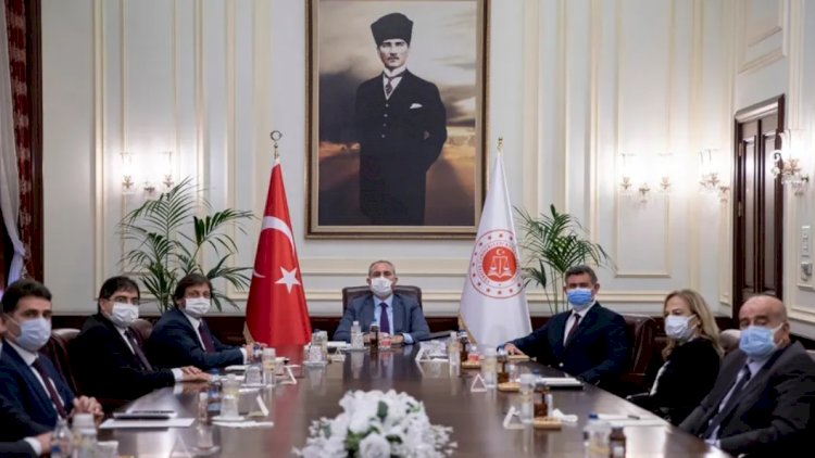 Adalet Bakanı Gül, TBB Başkanı Feyzioğlu ile buluştu: 28 maddelik reform önerisi