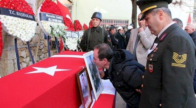 Şehit Uzman Çavuşu 5 bin kişi uğurladı