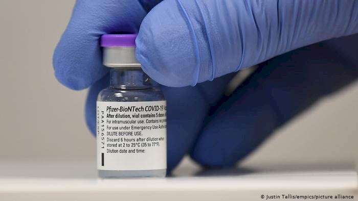 Biontech ve Pfizer’in aşı belgeleri hacklendi