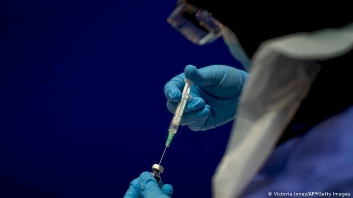 Pfizer ile BioNTech'in aşısına ABD'de de onay