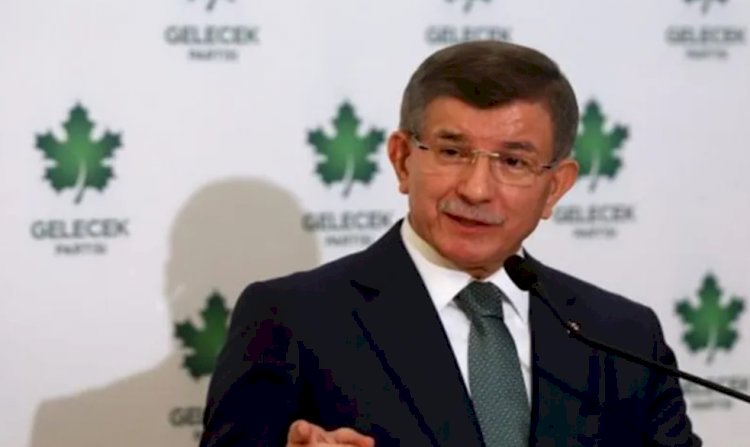 Ahmet Davutoğlu'ndan 1. yıl mesajı: Bahçeli'den aldık Bahçeli'ye devretti