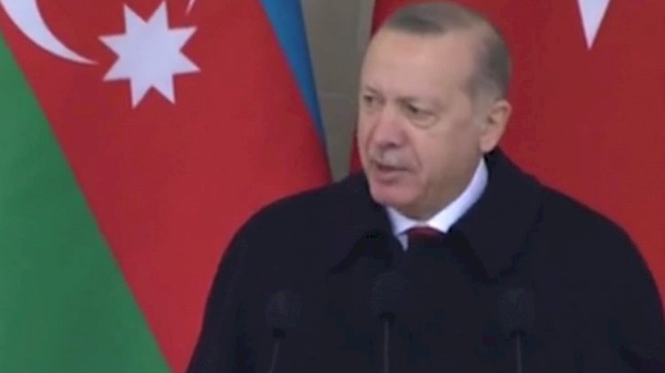 Reis bir daha şiir okumasın!