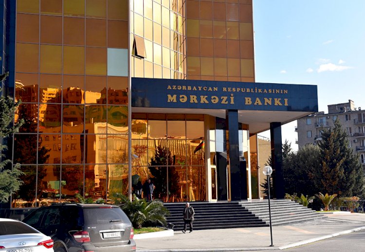 Azerbaycan Merkez Bankası'ndan örnek alınacak karar. Herkes ayakta alkışlayacak