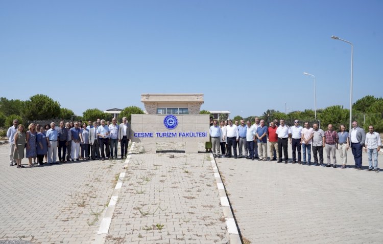 Çeşme Turizm Fakültesi  İngilizce eğitime geçiyor