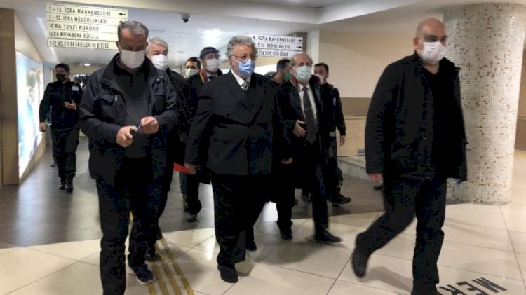 Dün Metin Akpınar'ı arayıp şu soruyu sordum