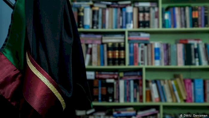 Ruhsatsız avukatlar: "Keyfi uygulamalar mağdur ediyor"