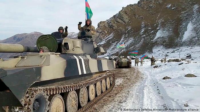 Bakü: Bir Azerbaycan askeri öldü