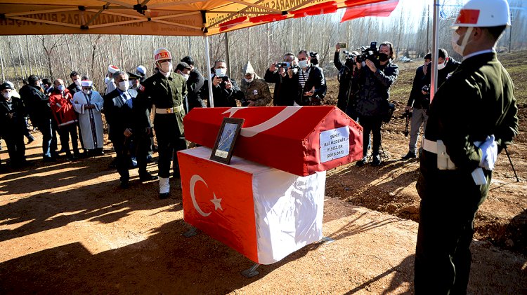 Hakkari'de çığ düşmesi sonucu şehit olan asker Kahramanmaraş'ta son yolculuğuna uğurlandı