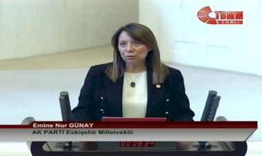 Emine Nur GÜNAY 27. Dönem Eskişehir Milletvekili
