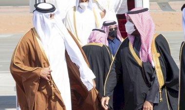 Suudi Arabistan'da tarihi 'kucaklaşma': Ambargo kaldırıldı