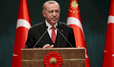 Erdoğan parti başkanlığını bırakıyor mu?
