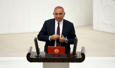 Gürsel TEKİN 27. Dönem İstanbul Milletvekili