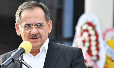 Mustafa DEMİR 27. Dönem İstanbul Milletvekili