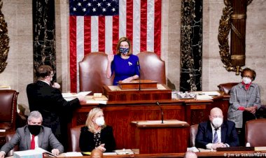Demokratlar Trump’ın azli için baskıyı artırıyor