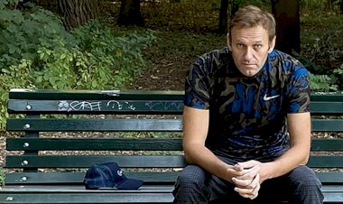 Russia Threatens Poisoned Opposition Leader Navalny With Prison