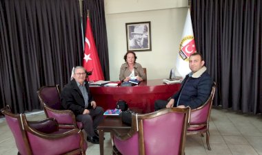 İZMİR’E YENİ BİR GAZETE ‘YENİ İZMİR’